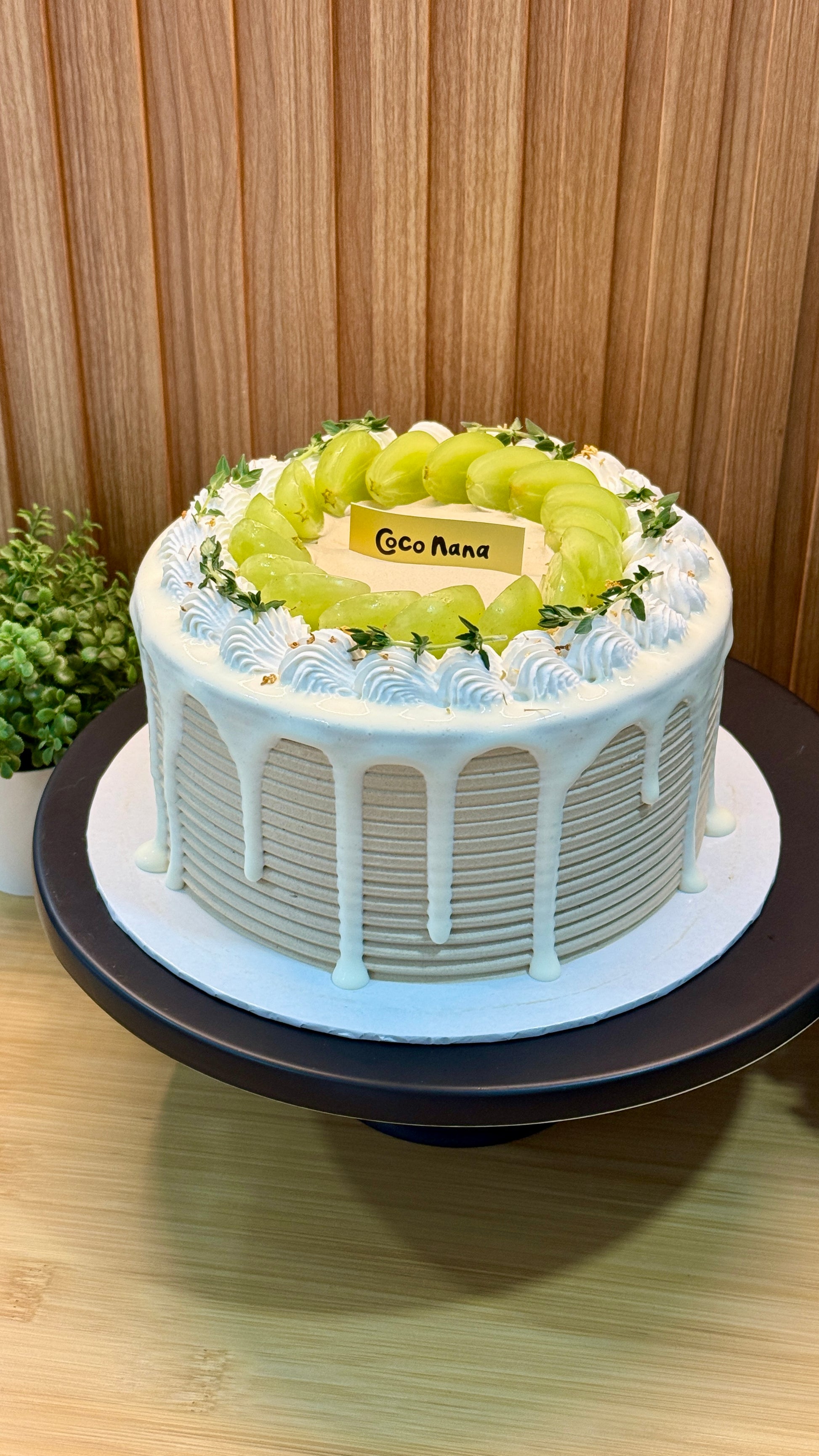 Earl Grey Grape Whole Cake