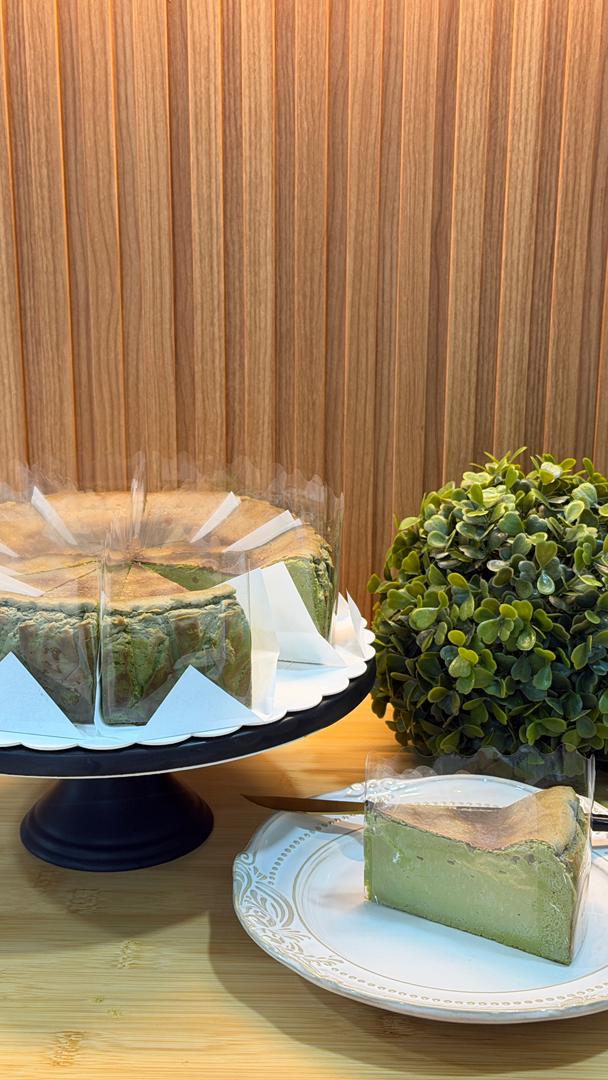 Niko Neko Matcha Burnt Cheese